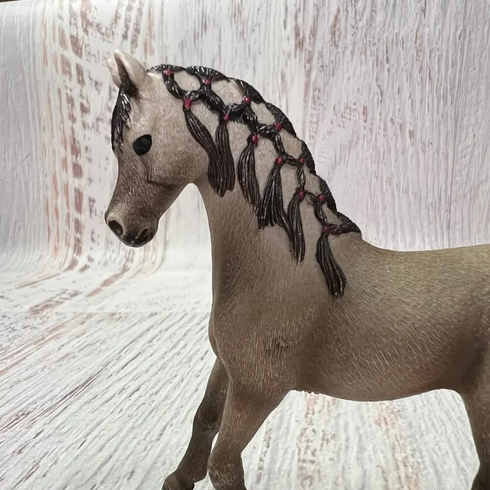 schleich grey arabian